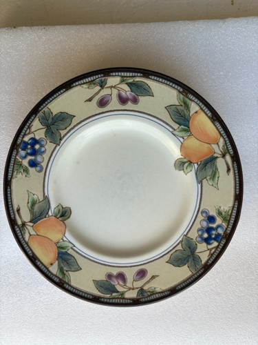 Mikasa Saucer Plates Intaglio Garden Harvest 6 ½” CAC29 Set of 4 - Picture 3 of 6