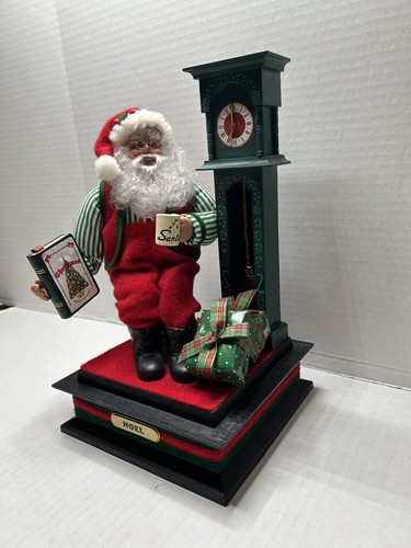 De colección ~ Creaciones navideñas ~ Escena navideña 1993 Santa en taburete ~ Juega villancicos favoritos - Imagen 3 de 17