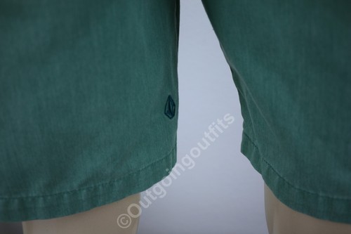 Volcom Corpo Class Men's Casual Shorts Size 36 - Picture 7 of 13
