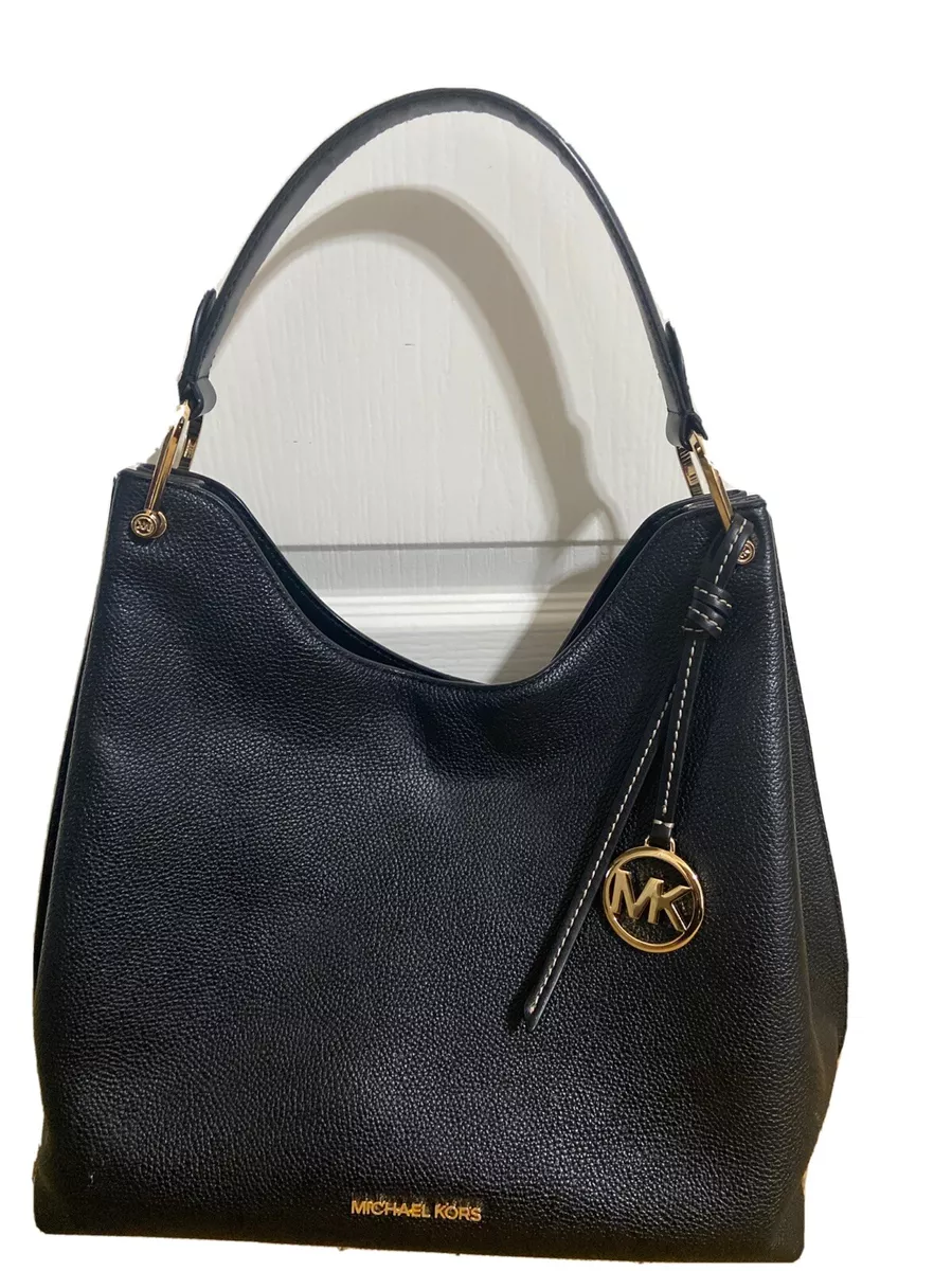 Medium sized clearance purse