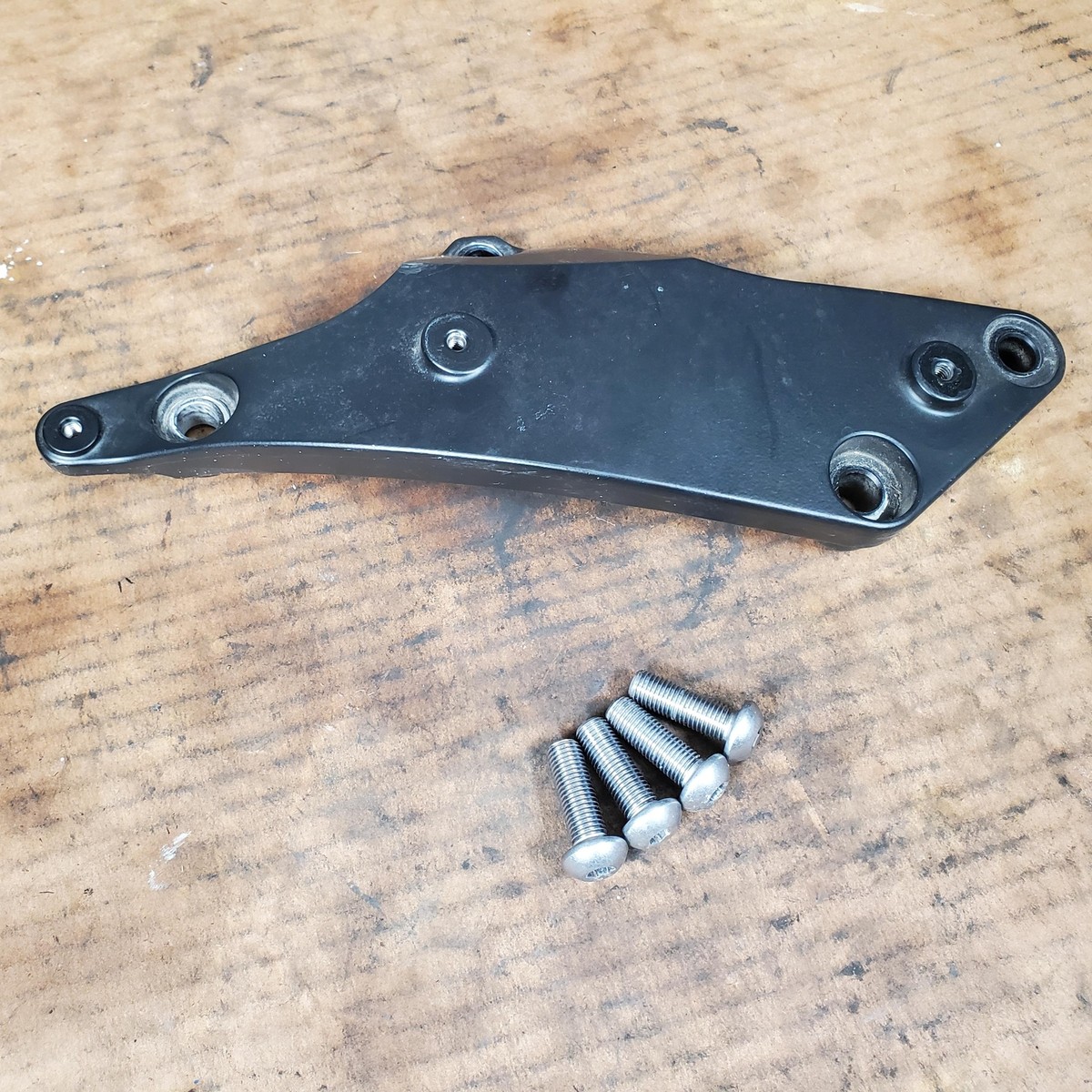 だう 2006-2010 kawasaki ninja zx10r ENGINE MOUNT MOTOR BRACKET