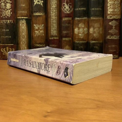 Forgotten Realms: The Lone Drow, Drizzt, Hunter’s Blades 2 - FREE SHIP at $50 - Picture 4 of 5
