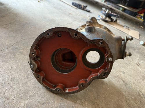 Mitsubishi Satoh Bull S630D 4x4 KE-130 Diesel 4x4 RH Pivot Ball Case Housing - Picture 2 of 20
