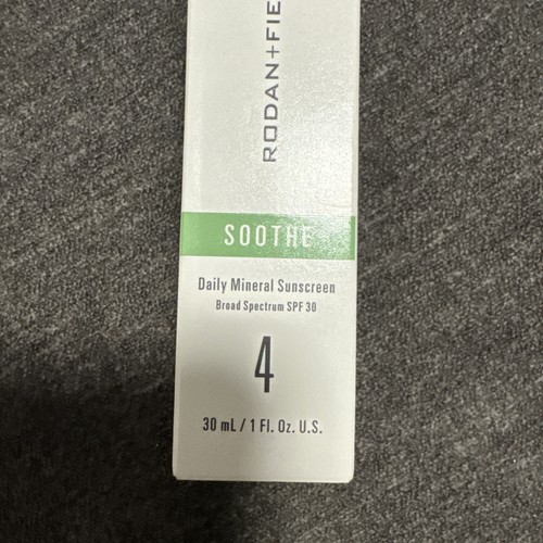Rodan & Fields Soothe Step 4 Daily Mineral Sunscreen SPF 30 1 oz Exp 624 New GA - Picture 2 of 3