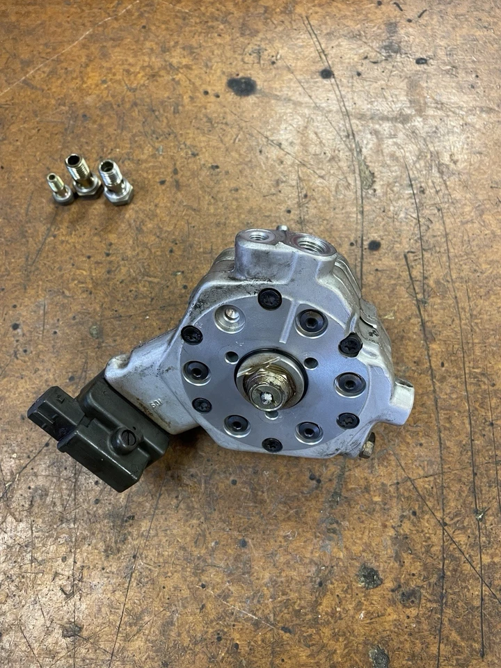 84-91 DISTRIBUIDOR COMBUSTIBLE AUDI 80 90 100E 0438101029 0438121049 Foto 4 de 4