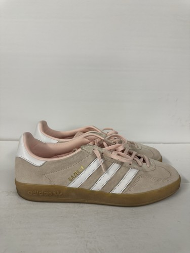 Getragen mit Adidas Gazelle Indoor "Sandy Pink" IH5484 Größe 10w OHNE KARTON