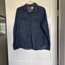Women’s, Gap,  denim Long Sleeve Snap Front Shirt Size Xl, Gap *runs small*