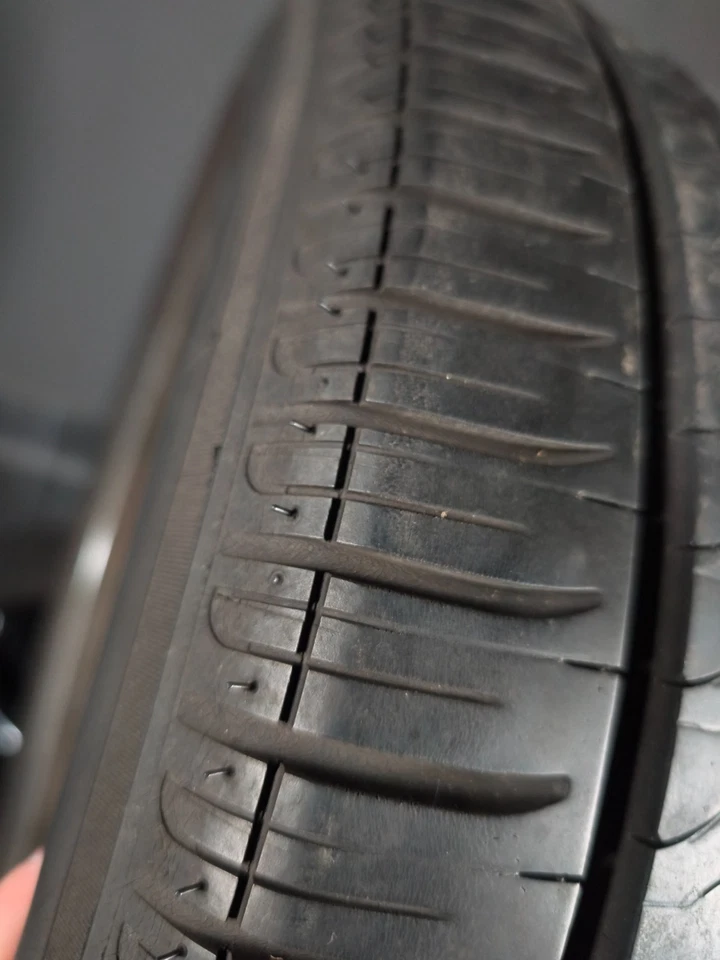 4 Sommerräder 205 55 R16 Mercedes A B CLA Klasse W176 W246 C117 16" Alufelgen - Bild 4 von 4