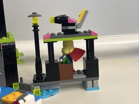 LEGO DC Super Hero Girls Lena Luthor Kryptomite Factory 41238 Building Retired