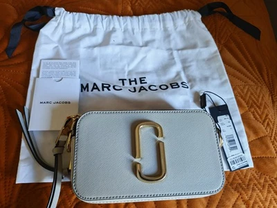 Marc Jacob snapshot - Image 1 of 4