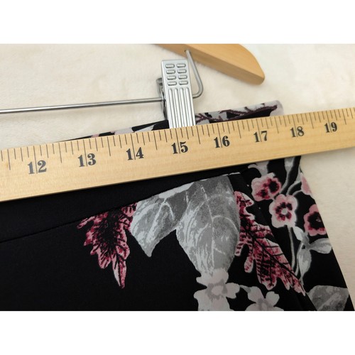 WHBM Wide Leg Pants Womens L Black Floral Pull On Business Casual Pockets - Picture 7 of 10