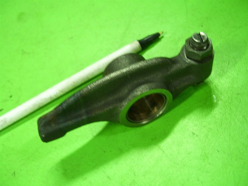 Chevrolet GMC 6.6L Duramax Diesel ROCKER ARM intake valve short 