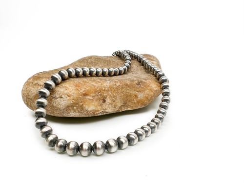 Amerikanische Ureinwohner 8 mm Sterlingsilber Navajo Perlen 22 Zoll Einzelstrang Halskette - Bild 1 von 10