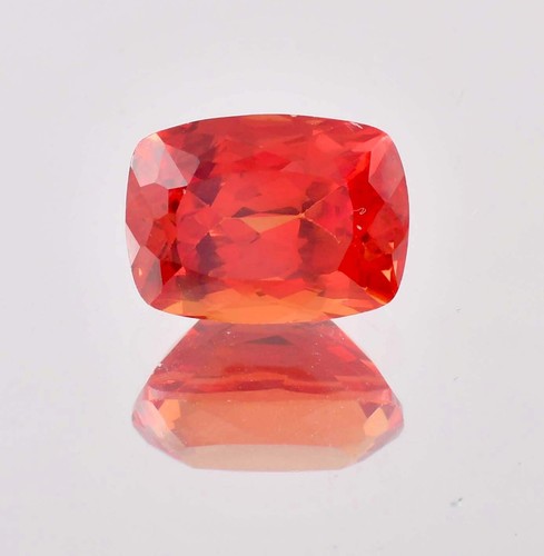 Flawless 16 x 10 mm Natural Fanta Orange Sapphire GIT Certified Loose Gemstone - Picture 4 of 5