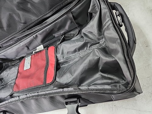 NEW Amazon Basics Rolling Duffle Bag w/Wheels 35" Black - Picture 10 of 10