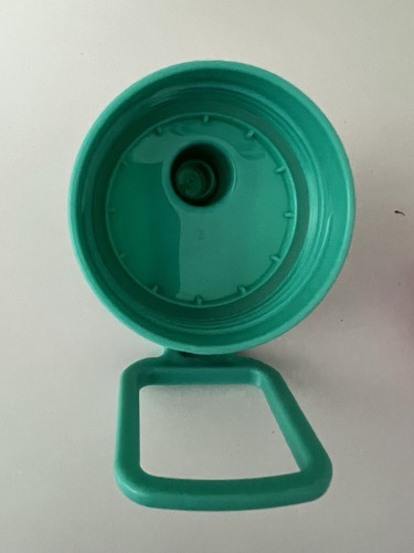 Sports Motivational Drinking Water Bottle With Time Marker 80 Oz / 10 Cups EUC - Picture 7 of 9