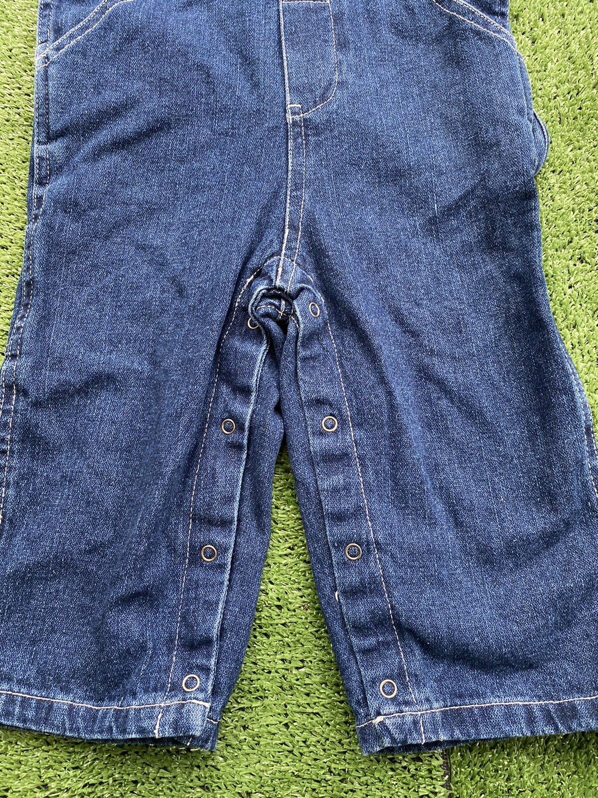 Picture 2 of 5