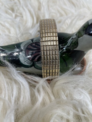 Vintage 1970's Timex Time & Date Water Resistant Gold Tone Works - Picture 2 of 3