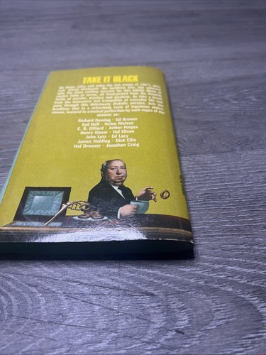 Alfred Hitchcock's Coffin Break Dell 1974 Mystery Paperback - Picture 2 of 2