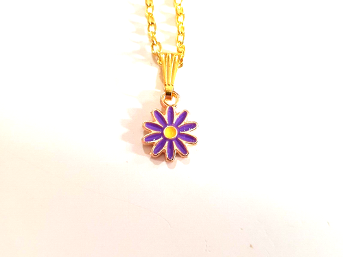🌼Cute Purple Enamel Daisy Flower Charm Pendant Gold Plated Necklace🌼 - Picture 3 of 7