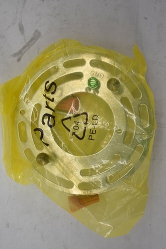 Maxim Lighting Acadia 35" 4-Bulb Bathroom Vanity Heritage Finish Light Fixture - Picture 6 of 12