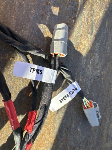 NEW Genuine OEM FREIGHTLINER A66-37417-000 4 & 2 Pin Wiring Harness Plug End 78” - Picture 3 of 5