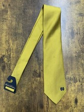Brooks Brothers Gold Notre Dame Fighting Irish Tie 100 Silk Men's Necktie 58"