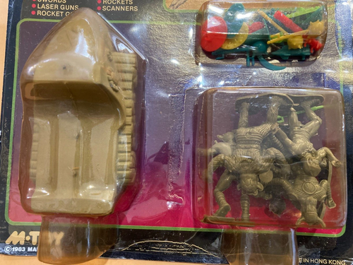 VINTAGE RARE WARRIORS OF THE GALAXY 1983 MARTY TOY GOLDEN HEROES - Picture 2 of 3