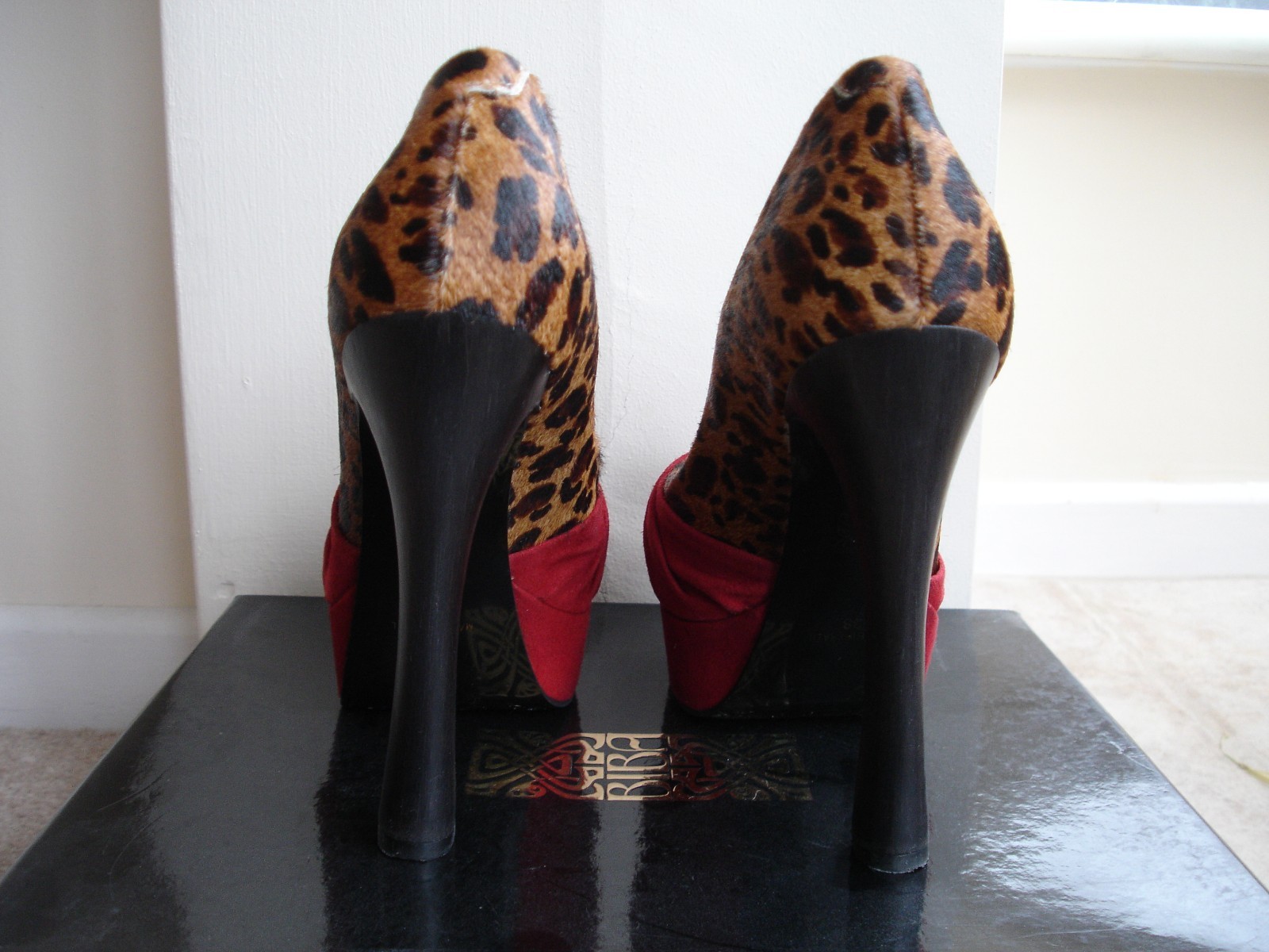 Biba Ternegro Estampado De Leopardo Peep Pelo Rojo Gamuza Peep Leopardo Toe Zapatos De Plataforma 38 ajuste ancho 55db71 Biba Ternegro Estampado De Leopardo Peep Pelo Rojo Gamuza Peep Leopardo Toe Zapatos De Plataforma 38 ajuste ancho 55db71