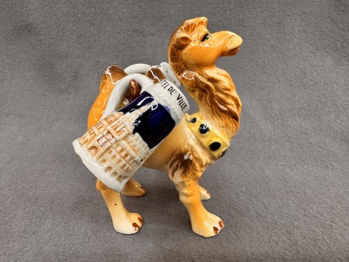 HOTEL DE VILLE Manneken Pis CAMEL Salt & Pepper Shakers Set Brussels Belgium - Picture 4 of 11