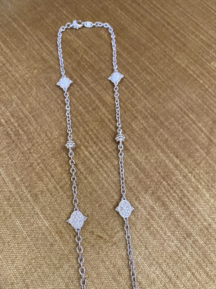 Collar estación de diamantes pavé largo Judith Ripka 35" en oro blanco de 18 k -HM2258BB Foto 4 de 4