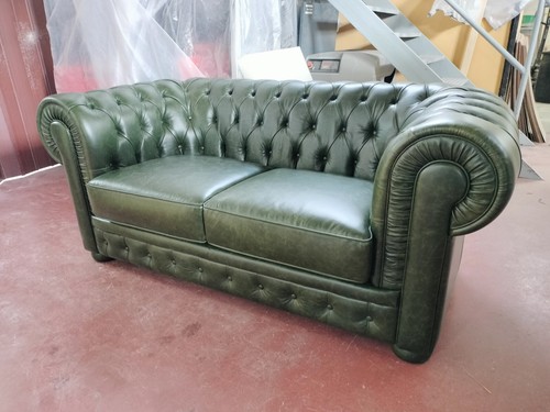 Divano sofa capitonne 2P sedute due posti Chesterfield in pelle vintage pregiata - Imagen 2 de 6