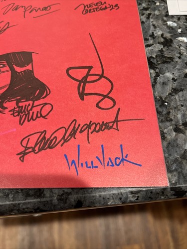 HOJA #1 VARIANTE BLANCA ROJO SANGRE FIRMADA/NOTADA EN 2023 NYCC FIRMADA X 10!!¡! - Imagen 6 de 12