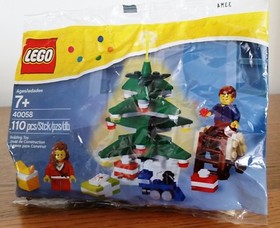 LEGO 2013 Seasonal Set DECORATING THE CHRISTMAS TREE 40058 New Factory-Sealed