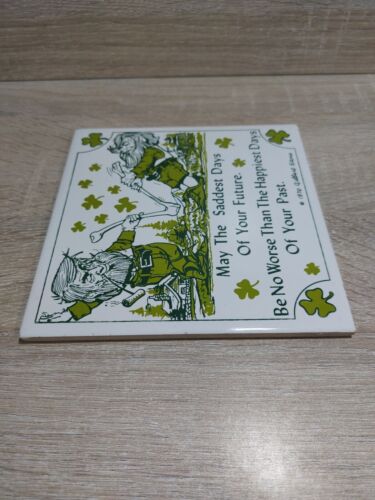 Vintage 1970er St. Patrick's 6" Keramikfliese Kobold glücklichster trauriger Gilbert - Bild 9 von 13