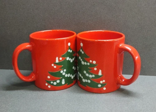 Pair Of Vtg. Waechtersbach W. Germany Christmas Tree Mugs