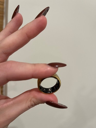 Oura Ring Gen 3 Horizon Gold Size 8 Smart Ring (Please Size First) - Picture 5 of 7