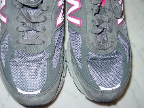 Womens New Balance 990V4 "W990GP4" Grey/Pink Running Shoes! Size 12 - Picture 7 of 15
