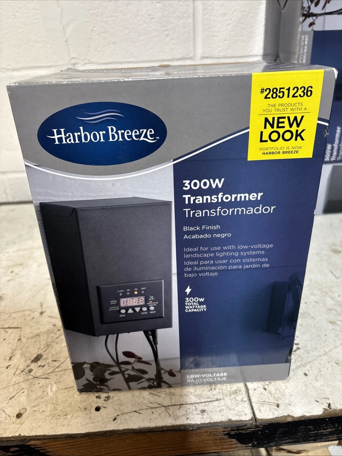 Harbor Breeze 300-Watt 12-Volt Multi-Tap Transformer with Digital Timer