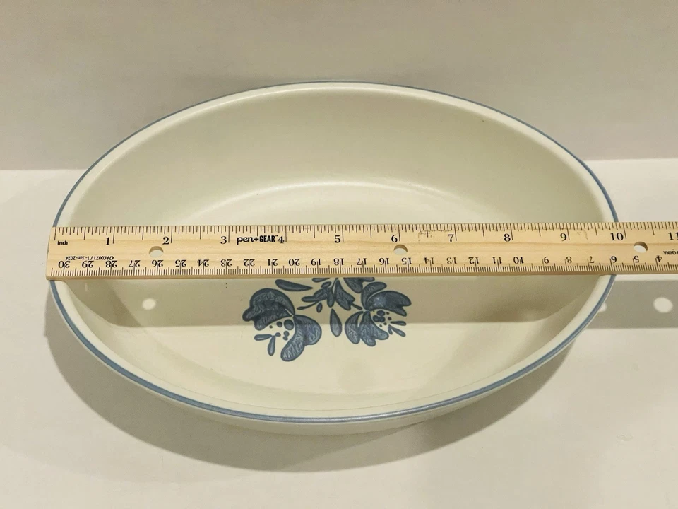 Plato para servir/hornear de gres ovalado Pfaltzgraff de 10” apto para horno y lavavajillas Foto 4 de 4