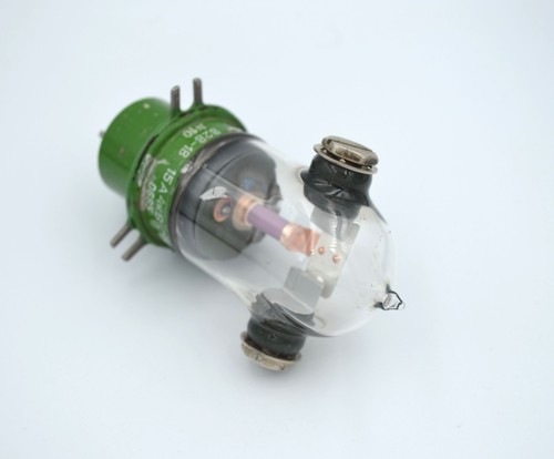 V2V-1V Próżniowy NAPRAWIONY Przekaźnik SPST Przełącznik Tuner antenowy RF 27V 24V 28V W2W V2V - Zdjęcie 3 z 5