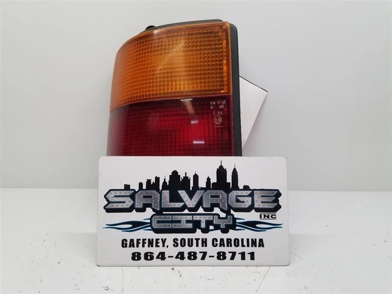 Luz trasera izquierda del conductor exterior compatible con 89-98 MAZDA MPV 4894 Foto 2 de 4