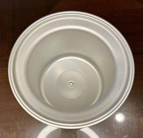 Cuisinart Freezer Bowl Replacement Only ICE-21 Ice Cream Maker 1.5 Qt RED - Picture 8 of 8
