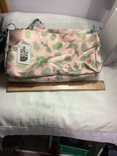 The North Face Crossbody Belt Bag 43”- 63” - Picture 13 of 13