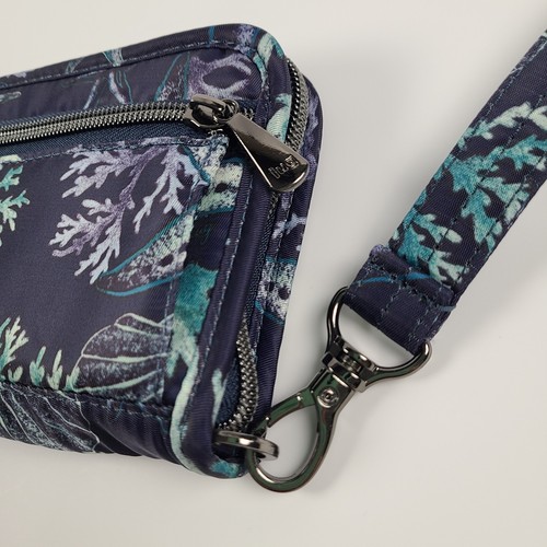 EUC Lug Tandem Wallet Blue Ocean Shell Nautical Coral Reef Starfish - Picture 3 of 21