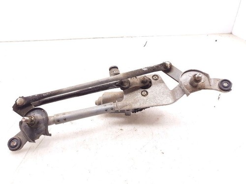 06-12 TOYOTA YARIS FRONT WINDSHIELD WIPER TRANSMISSION ASSEMBLY - Picture 4 of 12