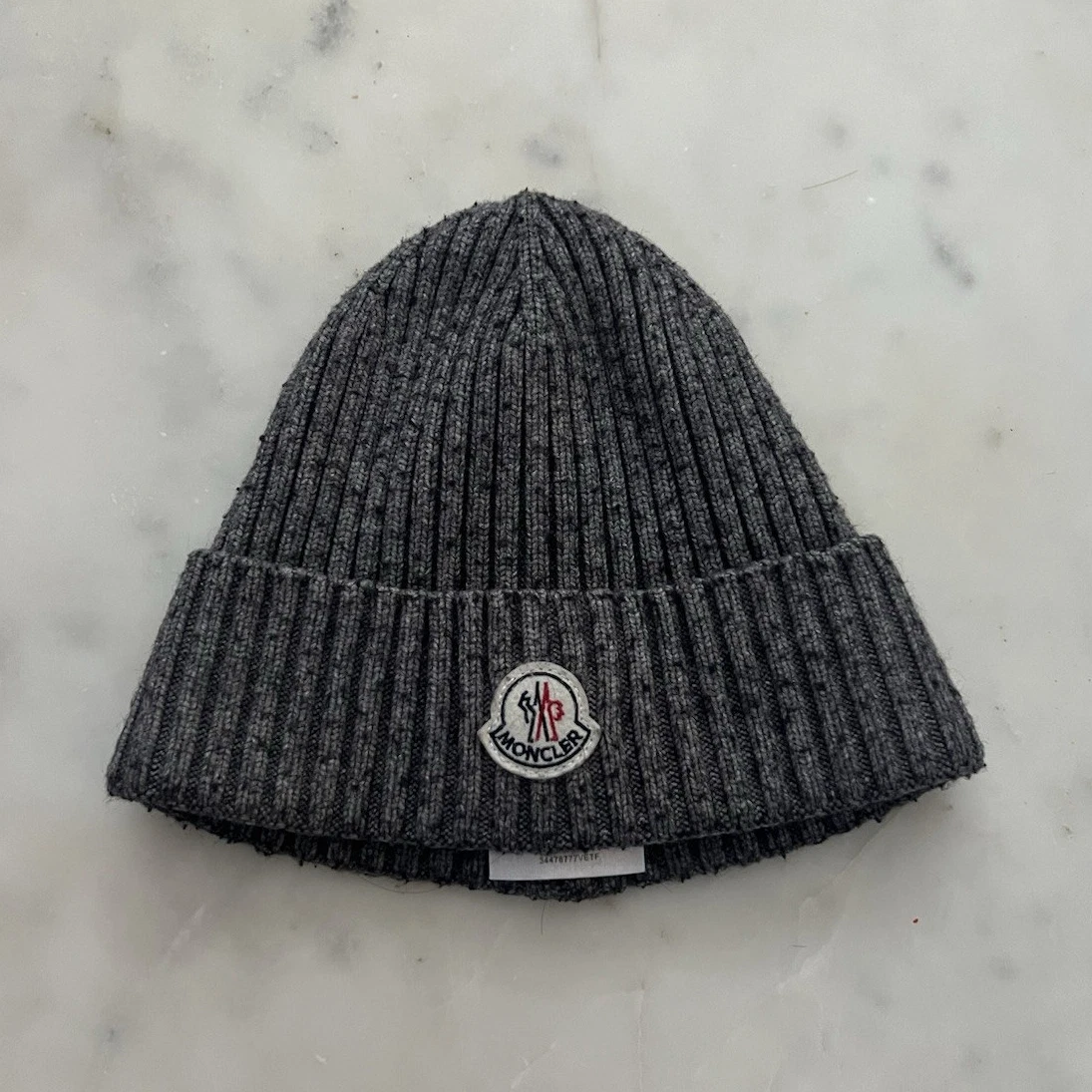 MONCLER グレー ビーニー UNI MONCLER グレー ビーニー UNI Mens Moncler Gray Wool Logo Beanie Hat