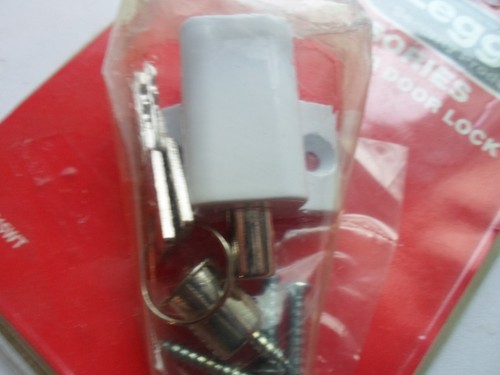 Legge Patio or Sliding Door Lock White With Fixing Screws P68615 - Picture 3 of 5