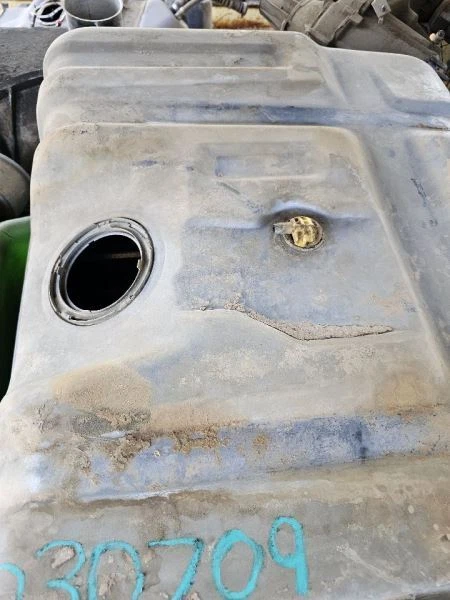 Tanque de combustible detrás del eje trasero 19 galones para camioneta Ford F150 87-89 408380 Foto 4 de 4