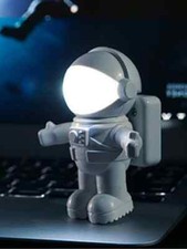 Astronaut USB Shaped Lamp - New